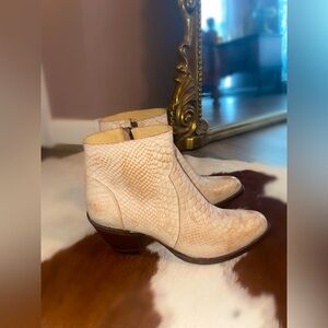 Idyllwind Fueled By Miranda Lambert White Leather Cowboy Western Boots 8.5